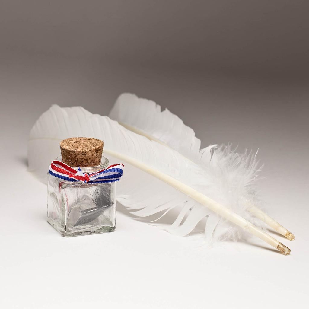 Inkwell w/ 2 Quills and Ink – Supreme Court Gifts